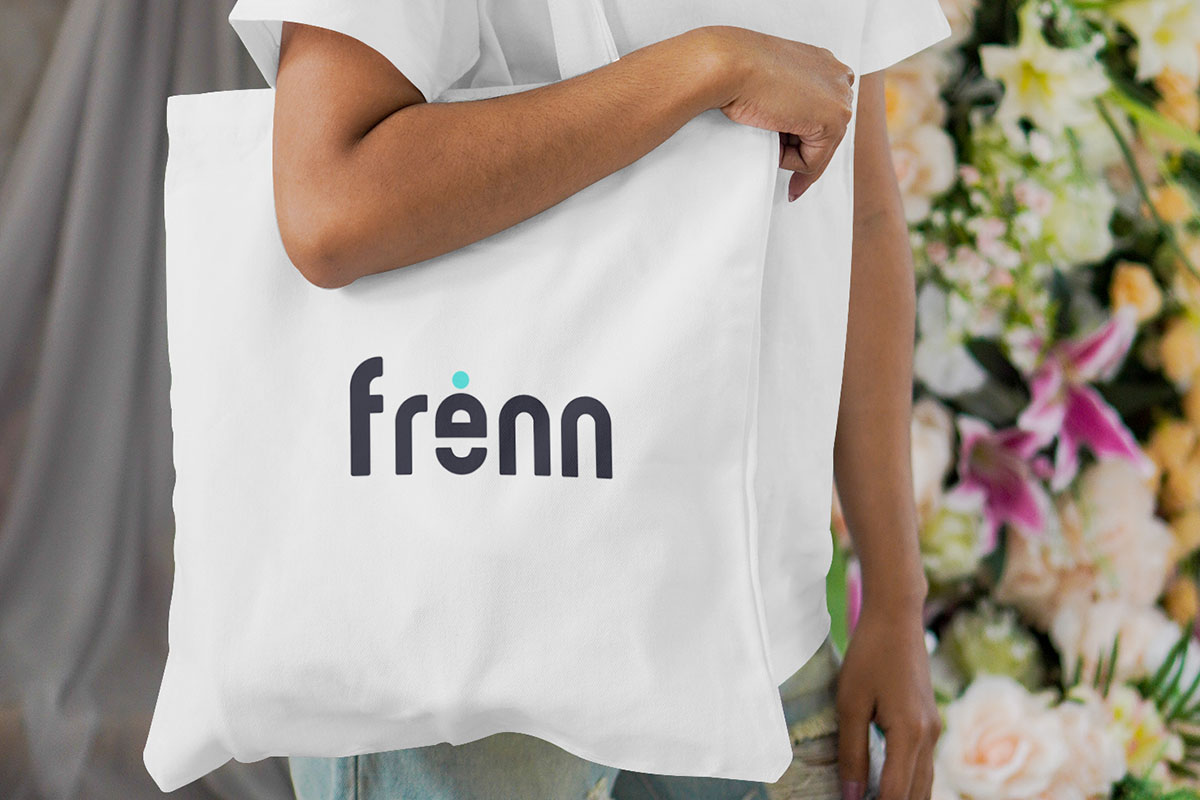 1200x800_PPT_FrennMock_bag